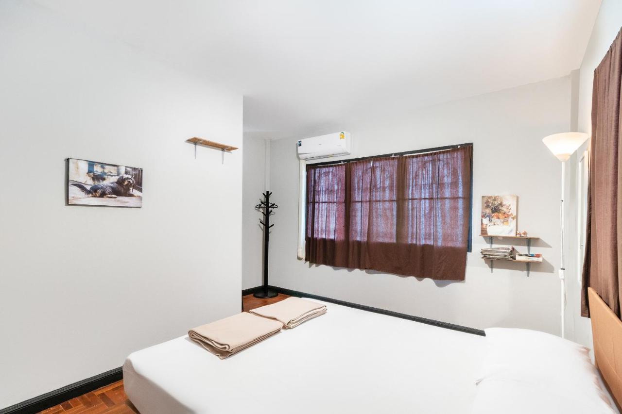 Oyo 677 Le Loftel Hostel Čiang Mai Exteriér fotografie