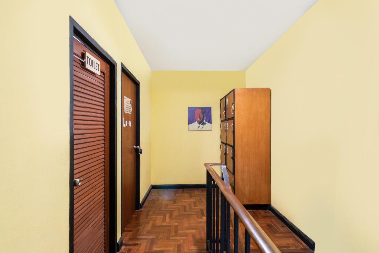 Oyo 677 Le Loftel Hostel Čiang Mai Exteriér fotografie